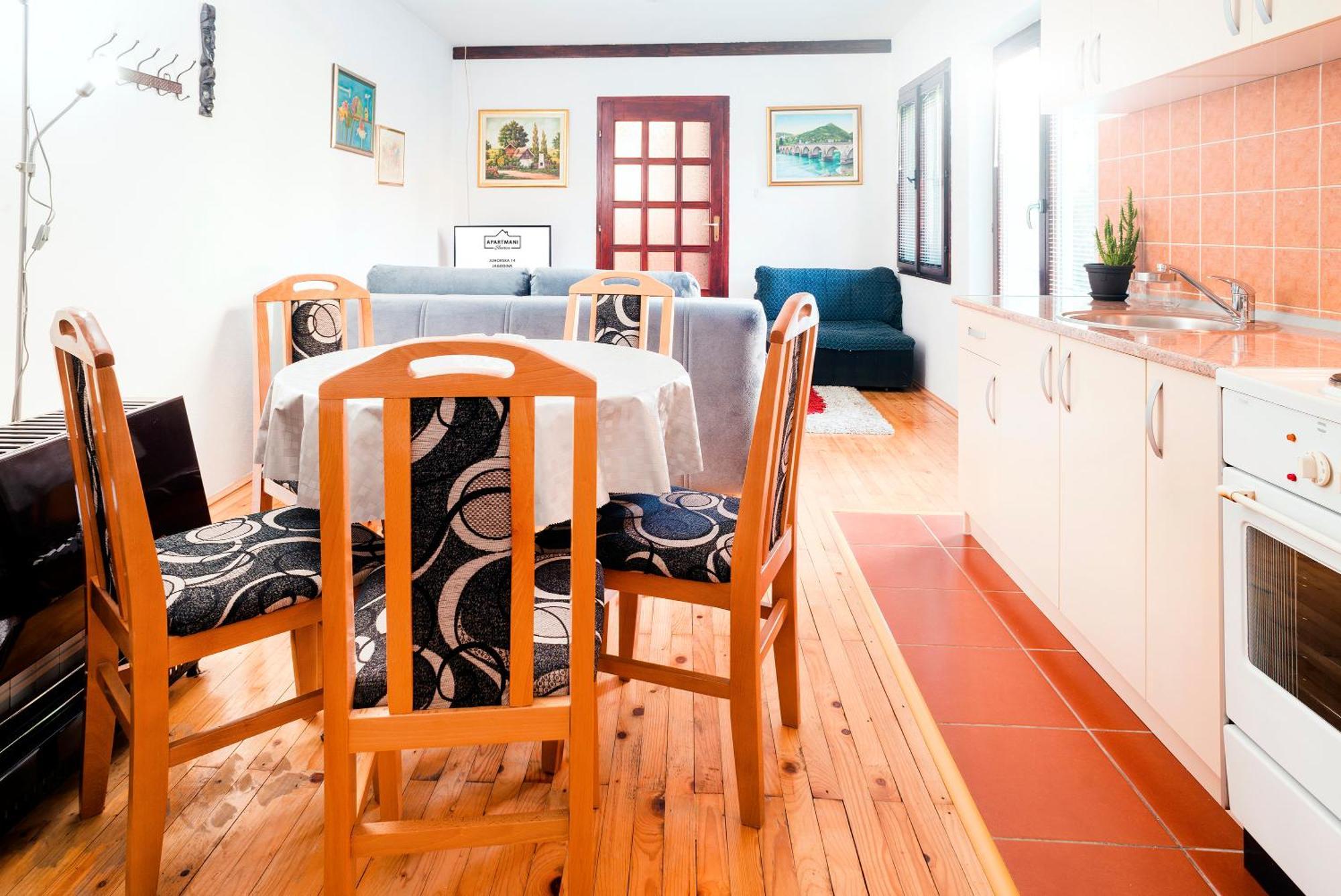 Apartmani Slavica 雅戈丁那 外观 照片